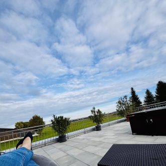 Șase luni de liniște